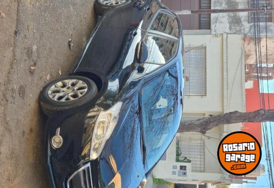 Autos - Peugeot 208 allure 2013 Nafta 95000Km - En Venta