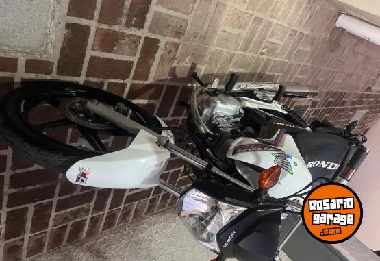Motos - Honda Titan 150 2020 Nafta 29000Km - En Venta