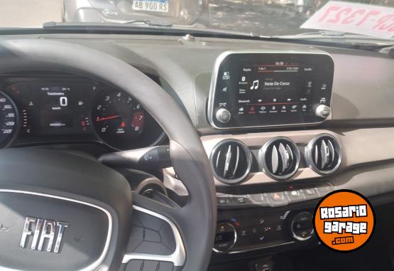 Autos - Fiat Cronos 2025 Nafta 16000Km - En Venta