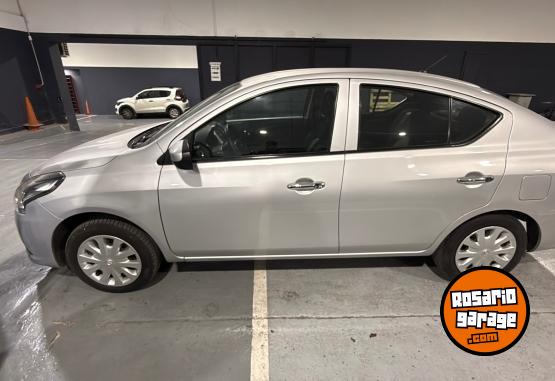 Autos - Nissan Versa Sense AT 2018 Nafta 141000Km - En Venta