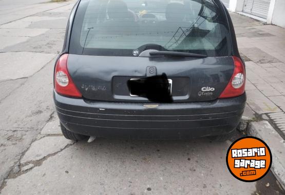 Autos - Renault Clio 2 2002 Nafta 188000Km - En Venta