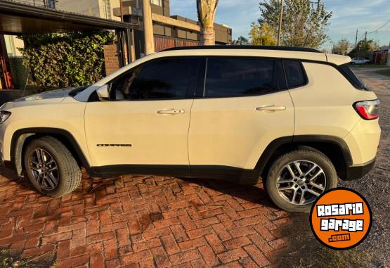Camionetas - Jeep Compass 2021 Nafta 57000Km - En Venta