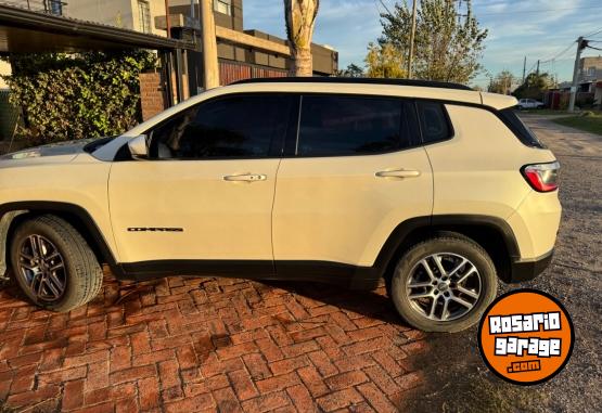 Camionetas - Jeep Compass 2021 Nafta 57000Km - En Venta