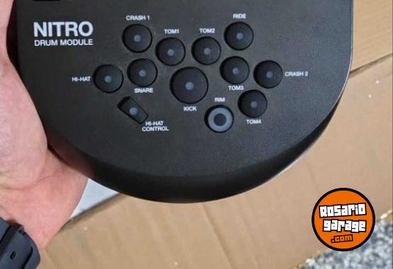 Instrumentos Musicales - Vendo bater�a alesis - En Venta