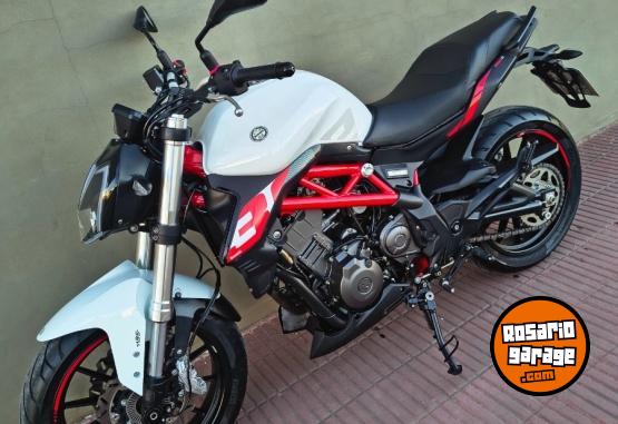 Motos - Benelli 302s 2023 Nafta 4300Km - En Venta