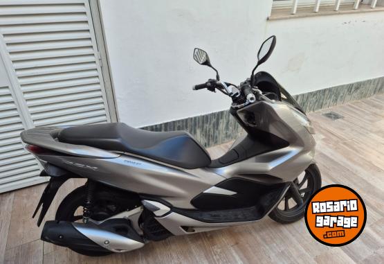 Motos - Honda Pcx 150 2019 Nafta 9500Km - En Venta