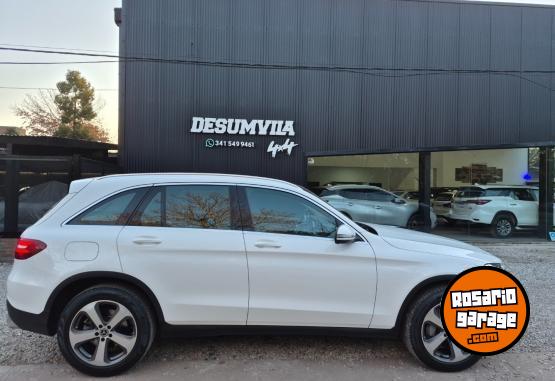 Camionetas - Mercedes Benz GLC 300 4x4 AT 2019 Nafta 69000Km - En Venta