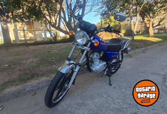Motos - Suzuki Gn 125 2023 Nafta 8400Km - En Venta