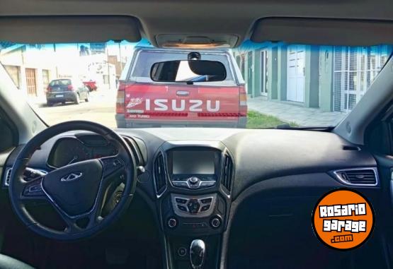 Autos - Chery Arrizo 2015 Nafta 100000Km - En Venta