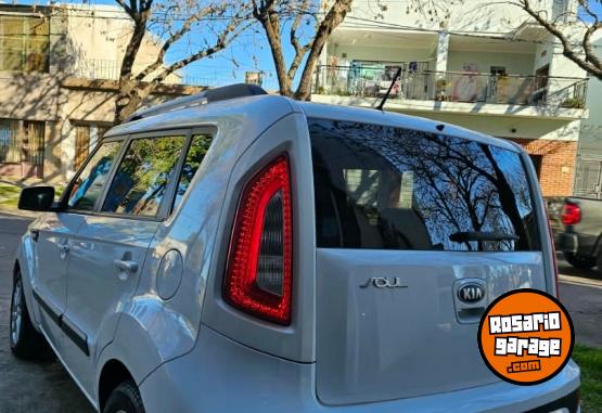 Autos - Kia Soul 1.6 Pop 132cv 6at 2013 Nafta 106000Km - En Venta