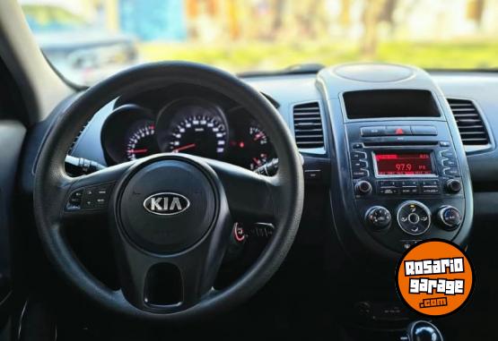Autos - Kia Soul 1.6 Pop 132cv 6at 2013 Nafta 106000Km - En Venta