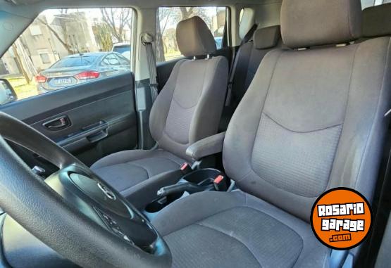Autos - Kia Soul 1.6 Pop 132cv 6at 2013 Nafta 106000Km - En Venta