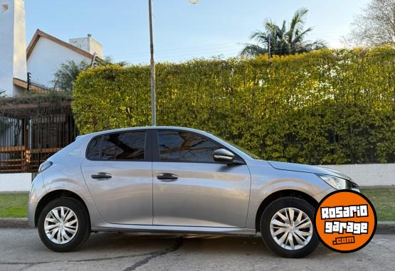 Autos - Peugeot 208 2024 Nafta 35000Km - En Venta