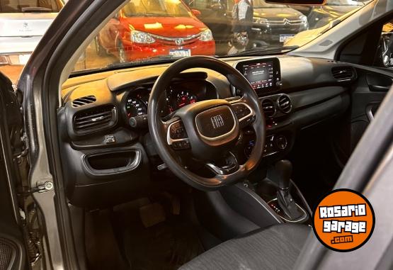 Autos - Fiat Cronos 2023 GNC 65000Km - En Venta