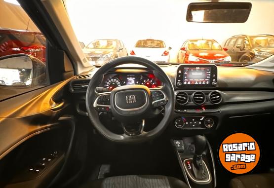 Autos - Fiat Cronos 2023 GNC 65000Km - En Venta