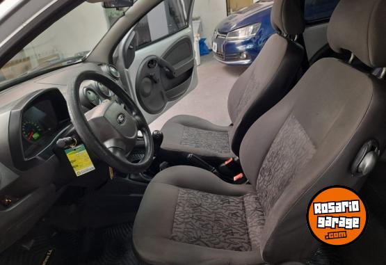 Autos - Ford Ka Fly Viral 2011 GNC 132000Km - En Venta