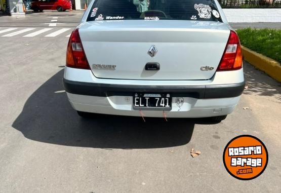 Autos - Renault Clio 2004 GNC 195000Km - En Venta