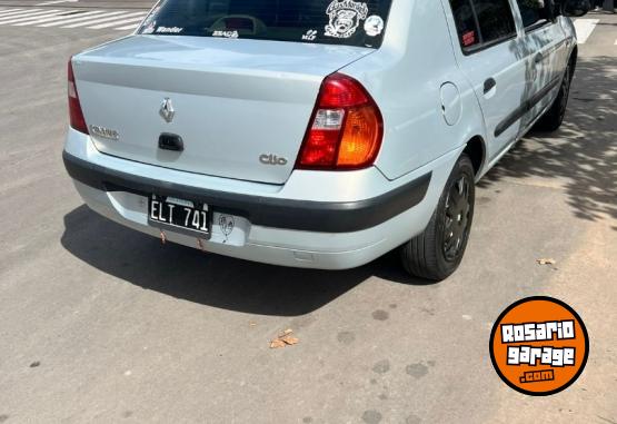 Autos - Renault Clio 2004 GNC 195000Km - En Venta