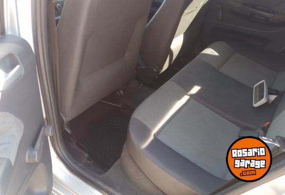 Autos - Volkswagen Gol trend 2011 GNC 136000Km - En Venta