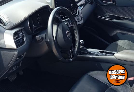 Autos - Toyota CHR HIBRIDA 2020 Nafta 89000Km - En Venta