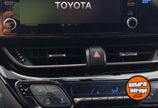 Autos - Toyota CHR HIBRIDA 2020 Nafta 89000Km - En Venta