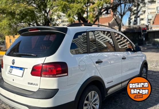 Autos - Volkswagen Suran track 2018 Nafta 105000Km - En Venta