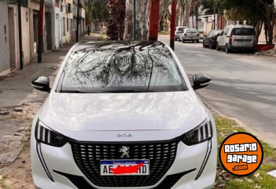 Autos - Peugeot 208 2021 GNC 140000Km - En Venta