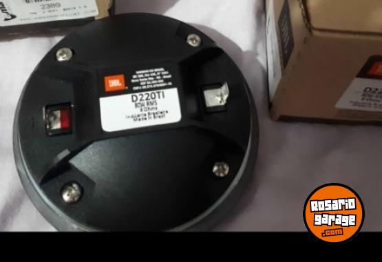 Electrónica - Potencia skp y Bafles dobles de 15 - En Venta