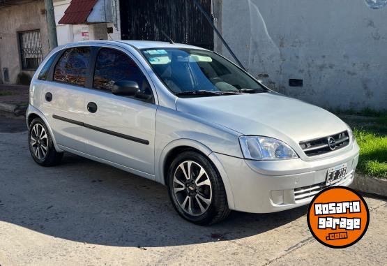 Autos - Chevrolet CORSA 2 GL 2004 Nafta 227000Km - En Venta