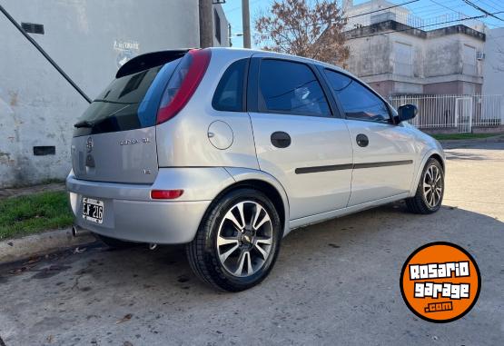 Autos - Chevrolet CORSA 2 GL 2004 Nafta 227000Km - En Venta