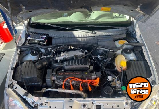 Autos - Chevrolet CORSA 2 GL 2004 Nafta 227000Km - En Venta