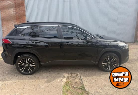Autos - Toyota Corolla cross SEG 2024 Nafta 6000Km - En Venta
