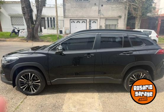 Autos - Toyota Corolla cross SEG 2024 Nafta 6000Km - En Venta