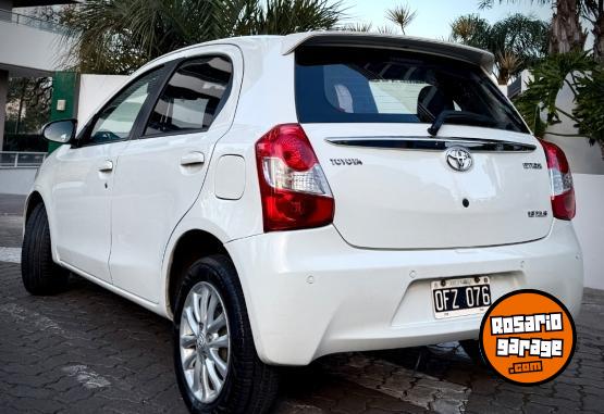 Autos - Toyota ETIOS XLS 2014 Nafta - En Venta