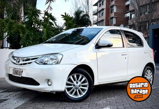 Autos - Toyota ETIOS XLS 2014 Nafta - En Venta