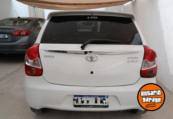 Autos - Toyota ETIOS 1.5 XLS 2016 Nafta 113000Km - En Venta