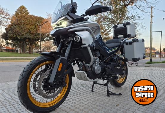 Motos - CF CFMoto 800MT Touring 2023 Nafta 6500Km - En Venta