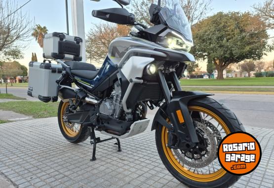Motos - CF CFMoto 800MT Touring 2023 Nafta 6500Km - En Venta