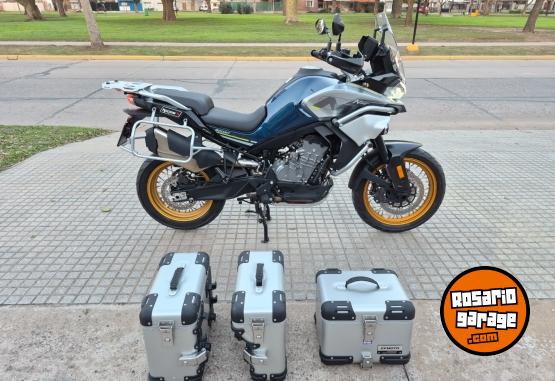 Motos - CF CFMoto 800MT Touring 2023 Nafta 6500Km - En Venta