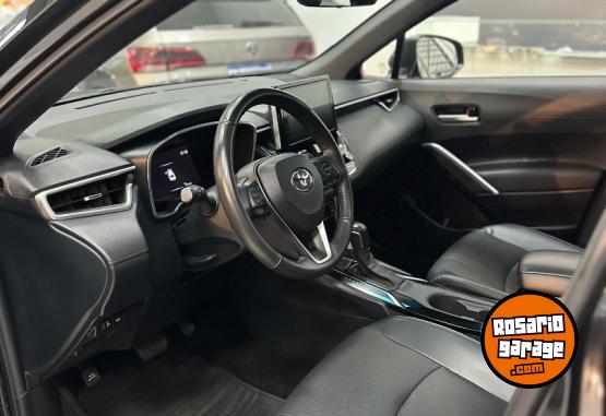 Camionetas - Toyota Corolla Cross Seg 2022 Nafta 86000Km - En Venta