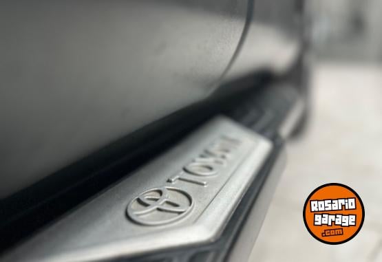 Camionetas - Toyota Corolla Cross Seg 2022 Nafta 86000Km - En Venta