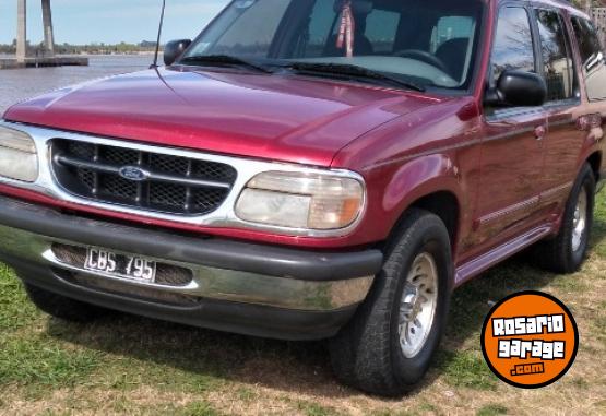 Camionetas - Ford Explorer XLT V6 4x2 1998 Nafta 310000Km - En Venta