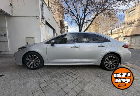 Autos - Toyota corolla SEG 2022 Nafta 71000Km - En Venta