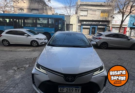 Autos - Toyota corolla SEG 2022 Nafta 71000Km - En Venta