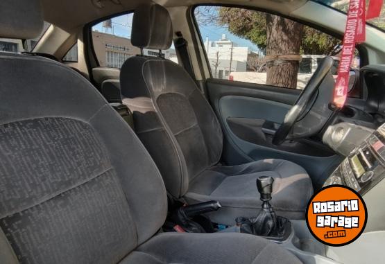 Autos - Fiat Linea 1.9L 16v 2009 Nafta 214000Km - En Venta