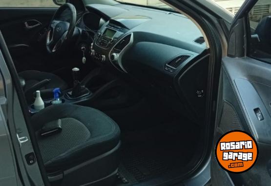 Camionetas - Hyundai TUCSON 2.0 MANUAL 2012 Nafta 240000Km - En Venta