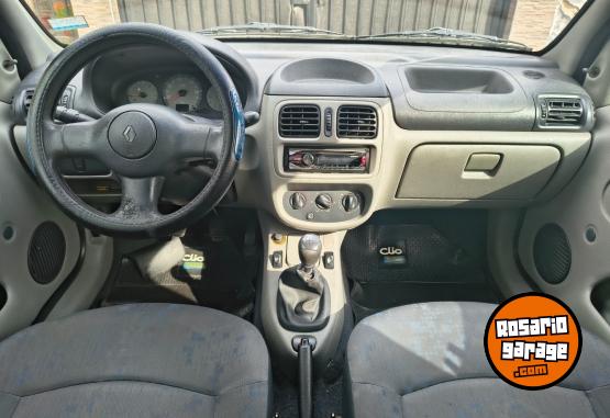 Autos - Renault Clio 2005 Nafta 227000Km - En Venta