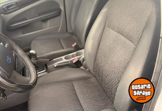 Autos - Ford Focus 1.6 Style 2012 Nafta 146000Km - En Venta