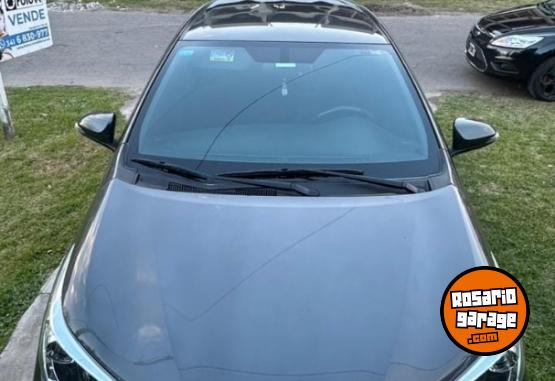 Autos - Toyota Yaris XLS 2023 Nafta 59000Km - En Venta