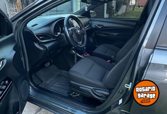Autos - Toyota Yaris XLS 2023 Nafta 59000Km - En Venta